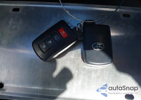 2018 Toyota Rav4 Limited из США, поврежденный, VIN 2T3YFREVXJW485075